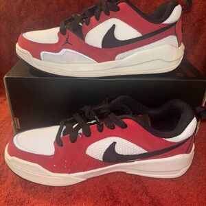 JORDAN CMFT ERA 5.5y shoes